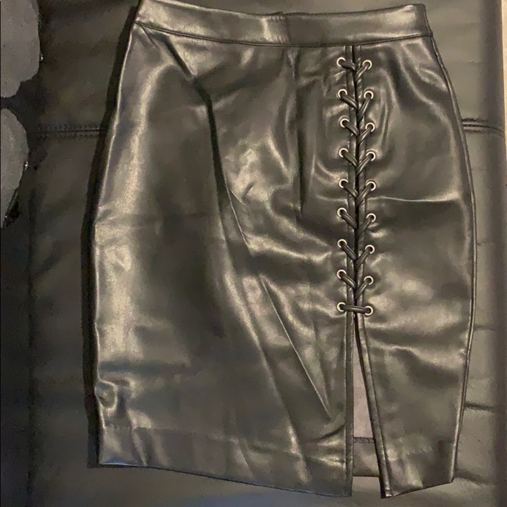 H&M Faux Leather Skirt, NWT, size 4